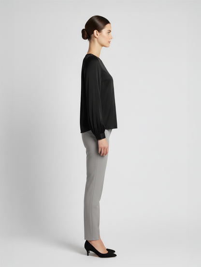 Alina long sleeves black Blouse. Schwarz Langarmbluse.