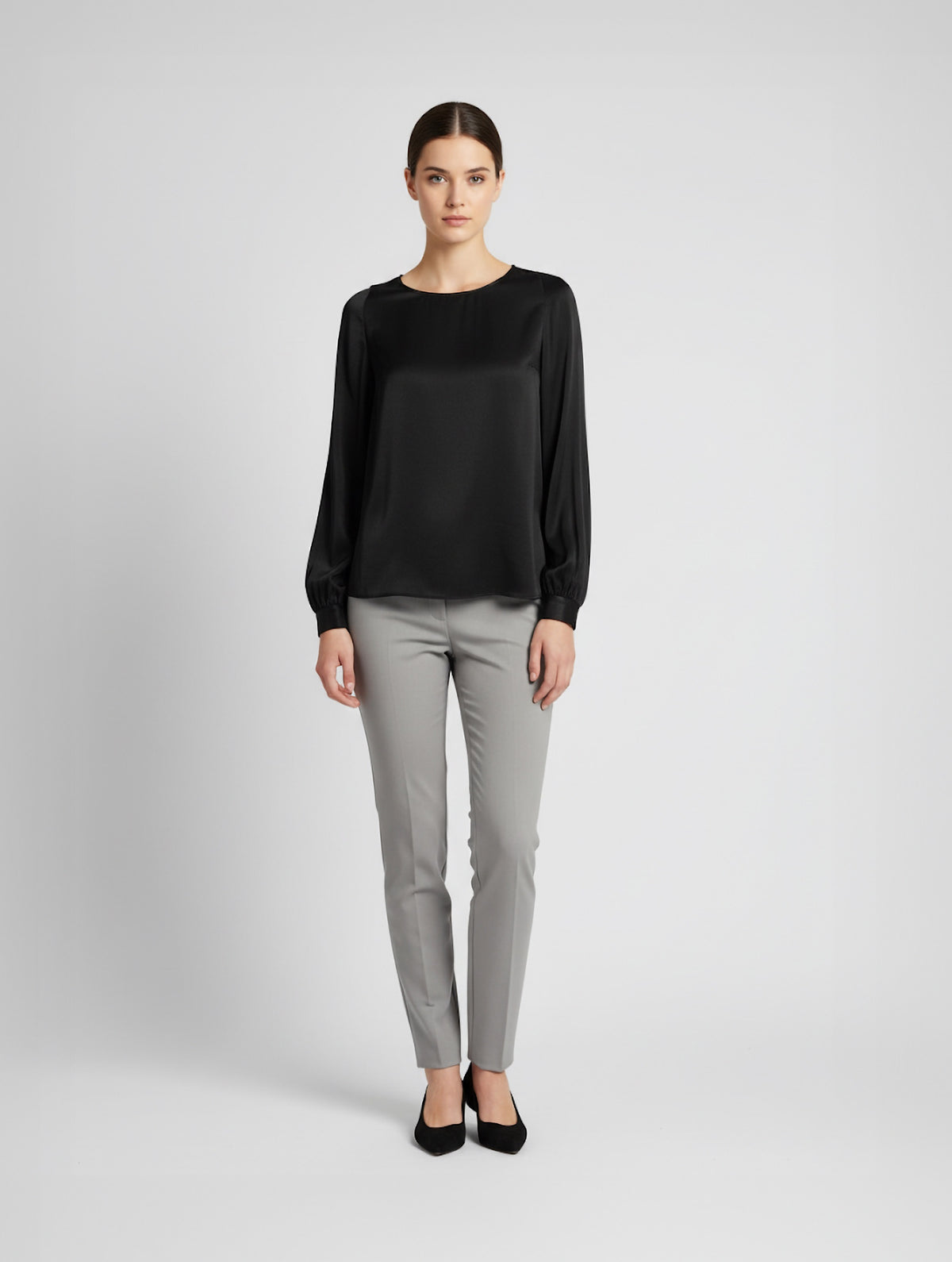 Alina long sleeves black Blouse. Schwarz Langarmbluse.
