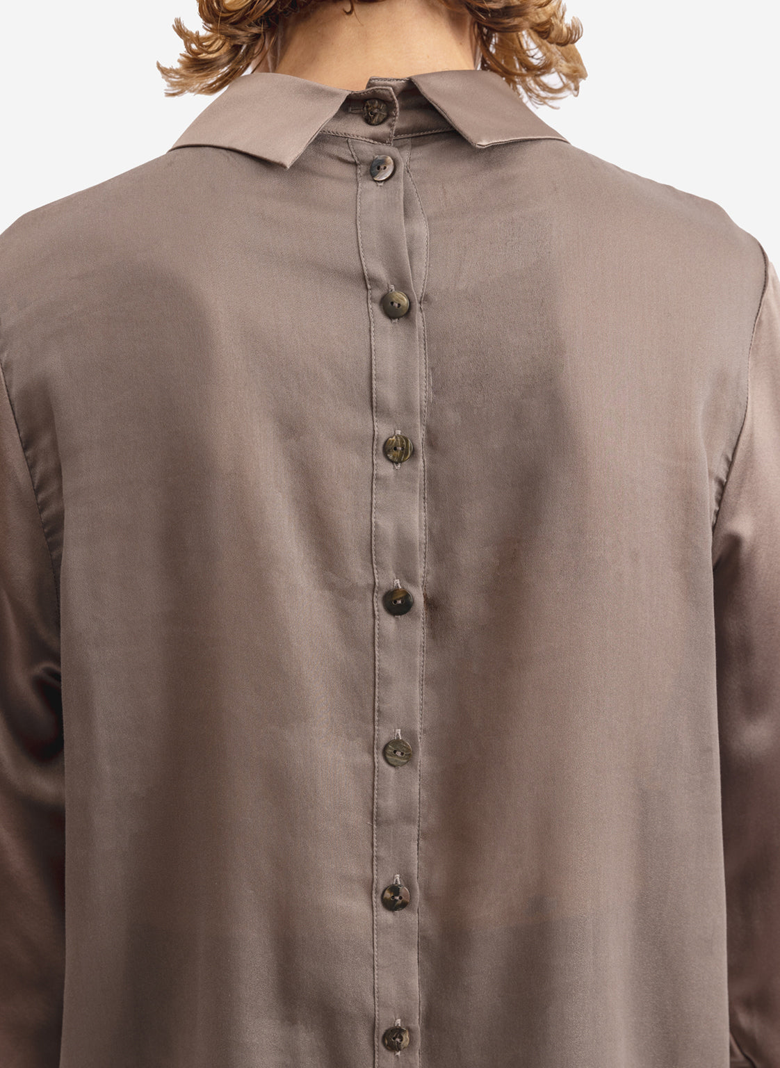 Langärmelige Seidenbluse Helga aus 100% italienischer Satinseide und Seidenbatist von Helene Galwas